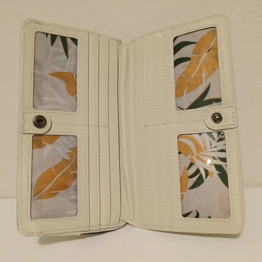 Lug Surrey‎ Cream Wallet